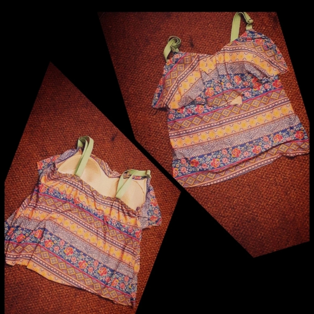 Color patterned swimsuit top one piece